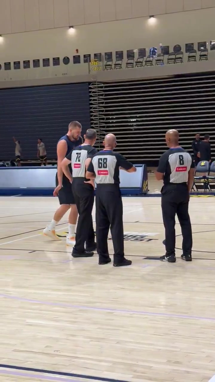 掘金邀请了NBA主裁来